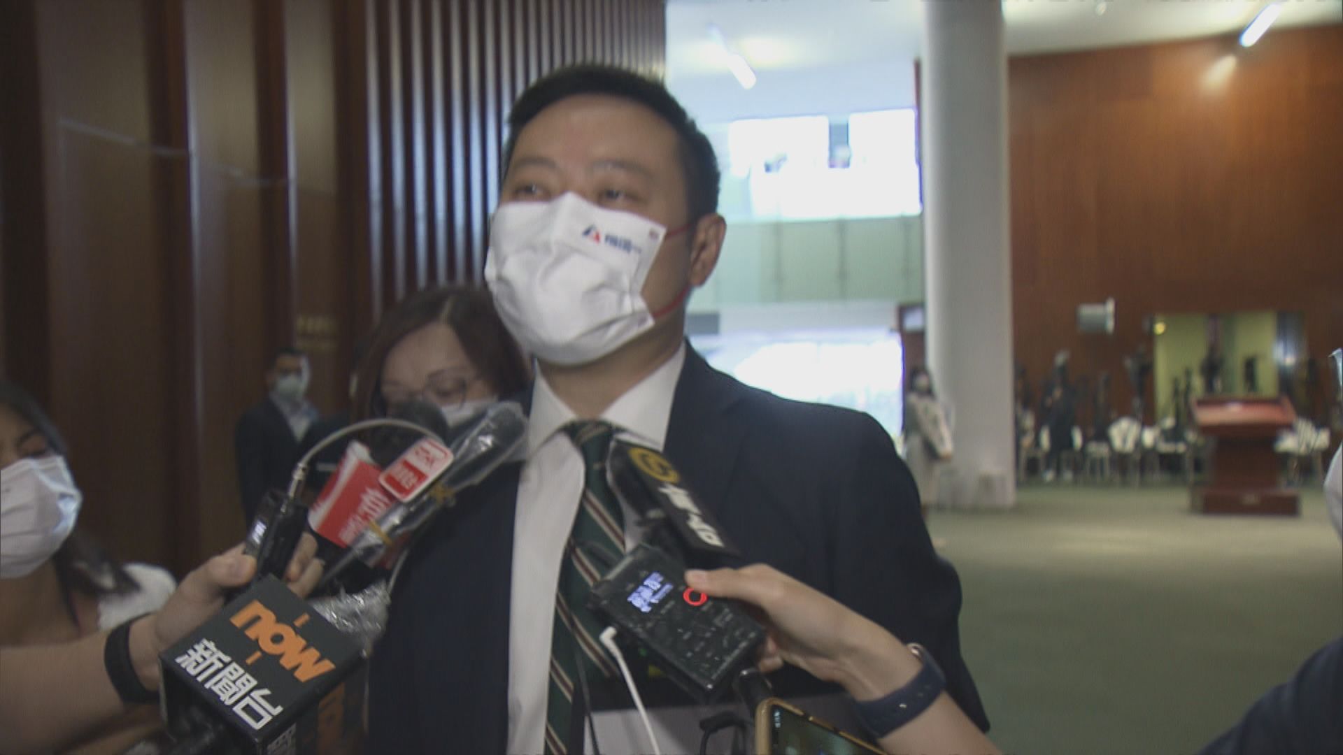 徐英偉：區議員工作需遵從條例要求