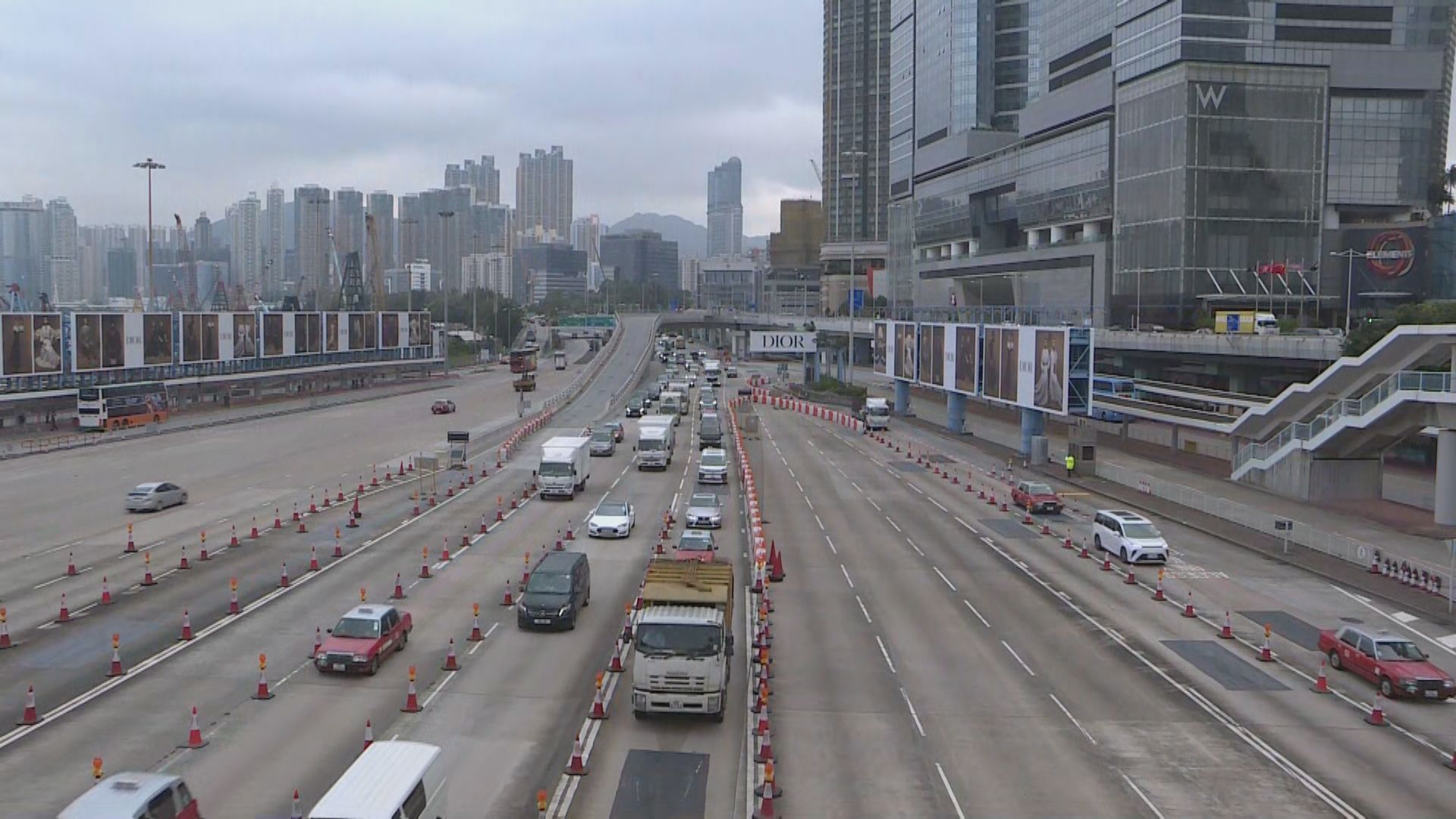 三隧分時段收費首個工作日 林世雄稱三隧無明顯車龍行車暢順