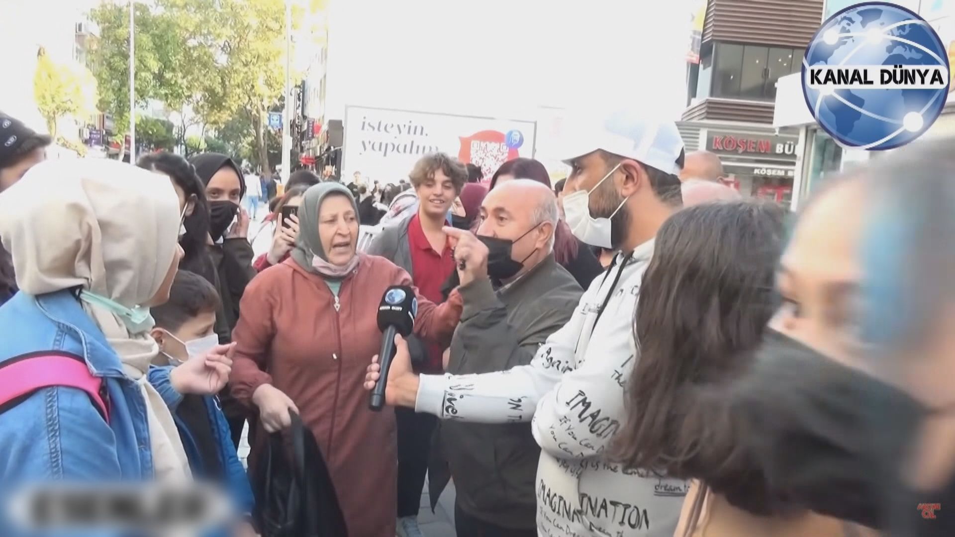 土耳其以煽動仇恨為由　宣布驅逐發布吃香蕉片段的敘利亞人