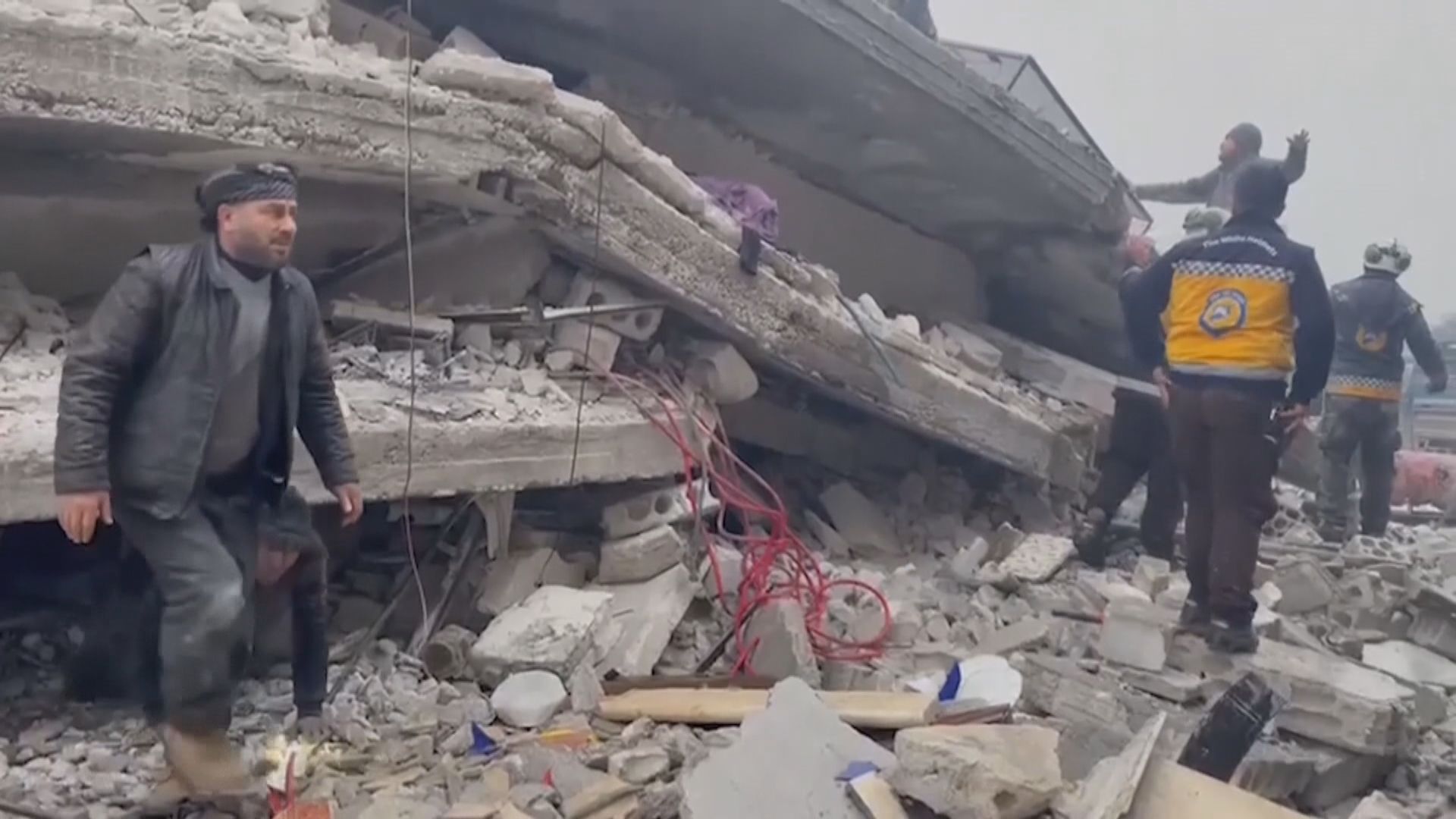 土耳其南部發生兩次七級以上大地震　連同敘利亞超過7千人死傷