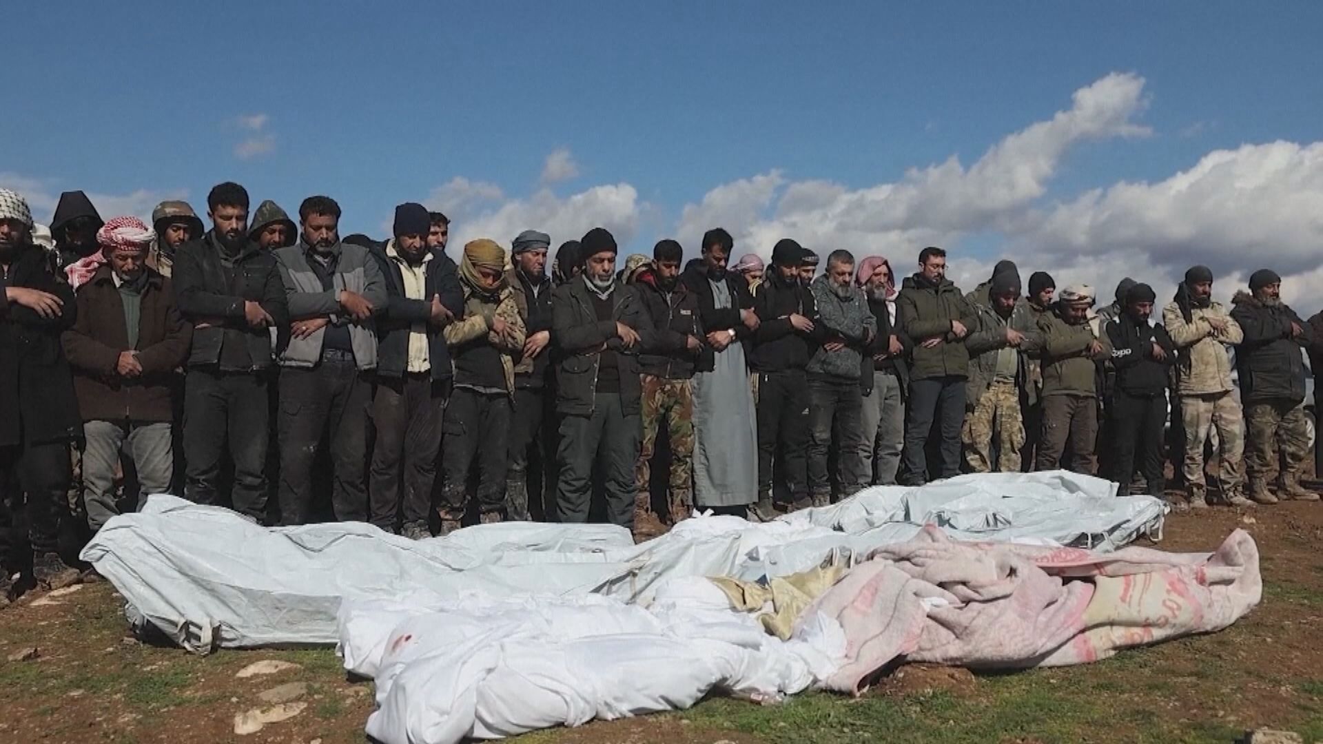 土耳其敘利亞地震死者續增至逾8700人　中國救援隊抵土耳其