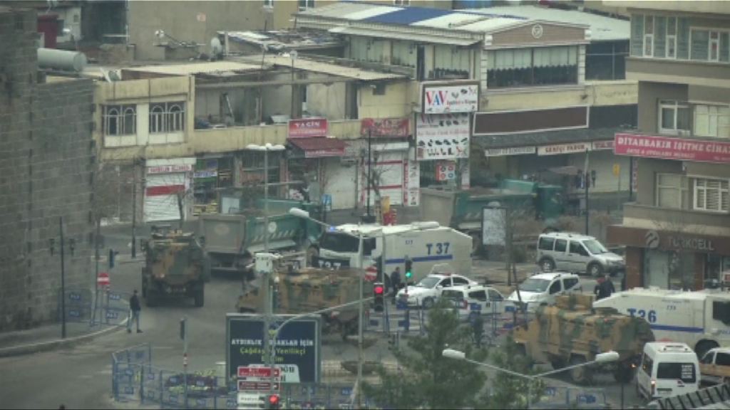 土耳其搜捕27名呼籲和平學者