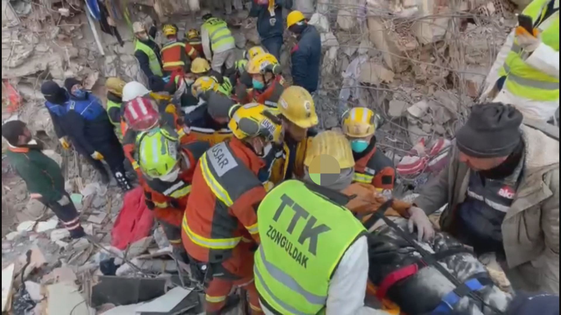 特區政府搜救隊土耳其再救出一名生還者