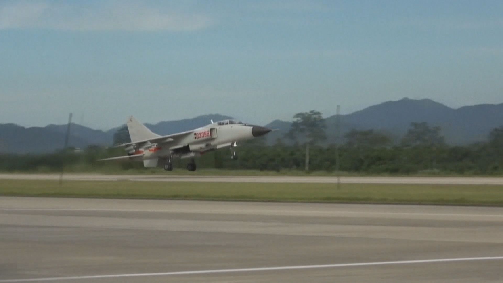 台灣指多架次解放軍軍機越過台海中線