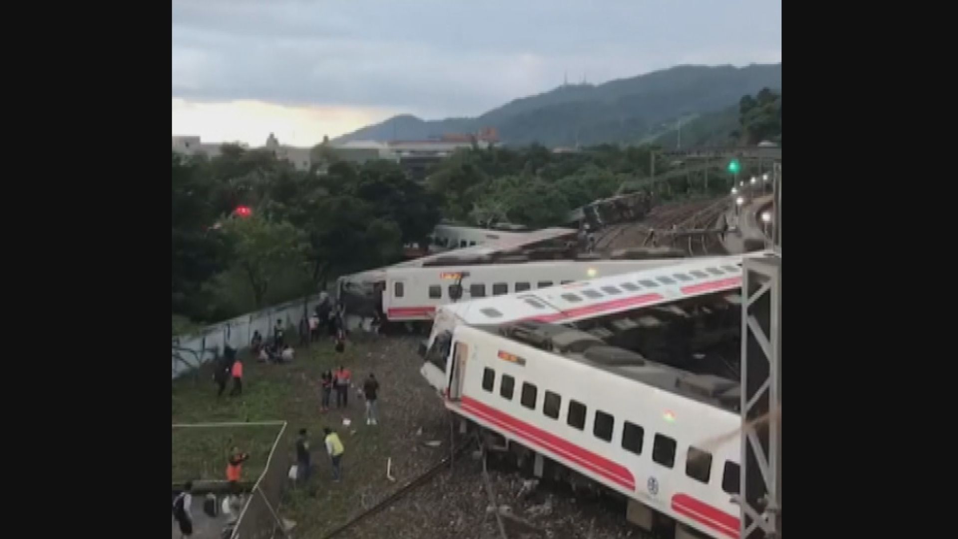 翻側列車司機曾通報行駛時動力不足