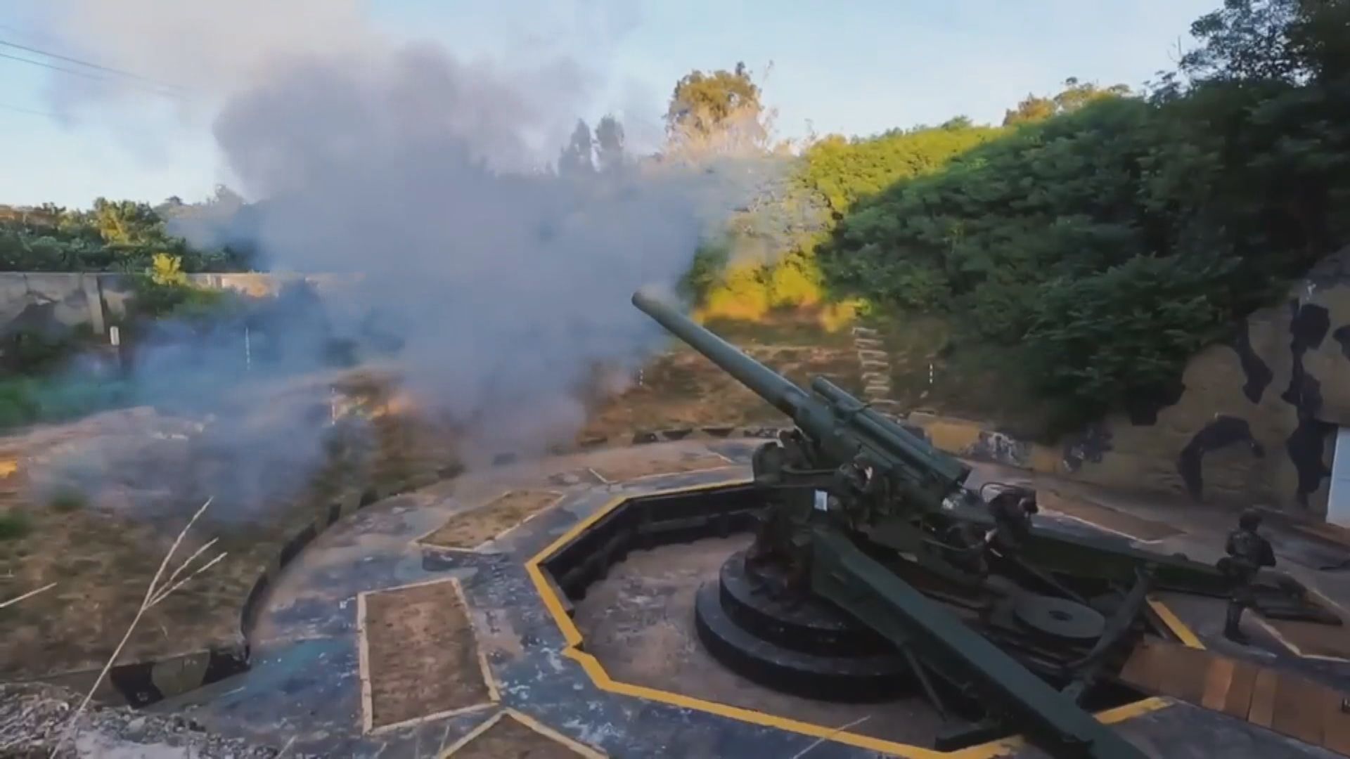 台灣漢光演習首度結合萬安和民安演習 金門清晨射擊巨型榴彈