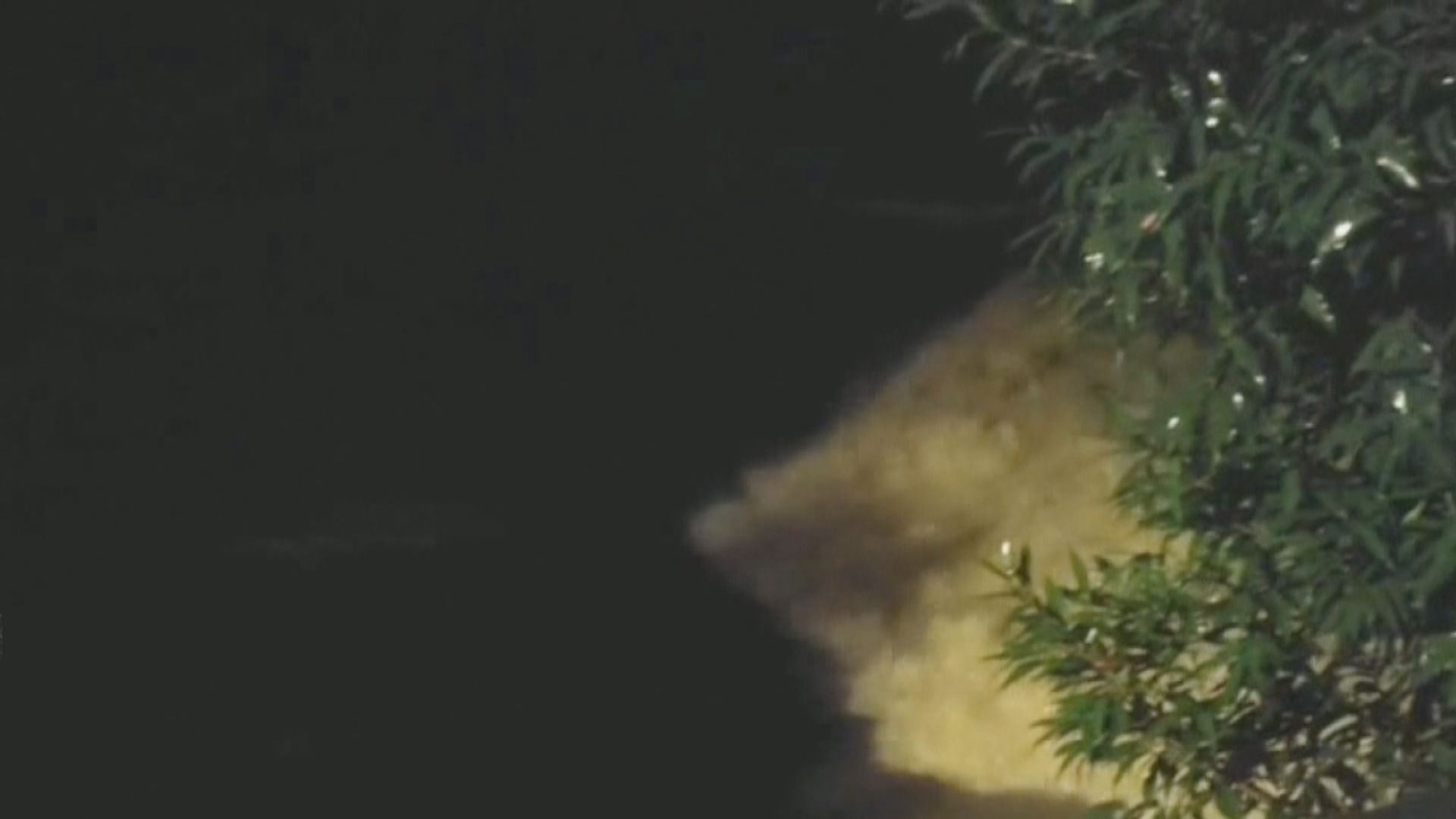 新北雙溪區虎豹潭溪水暴漲6人被沖走失蹤