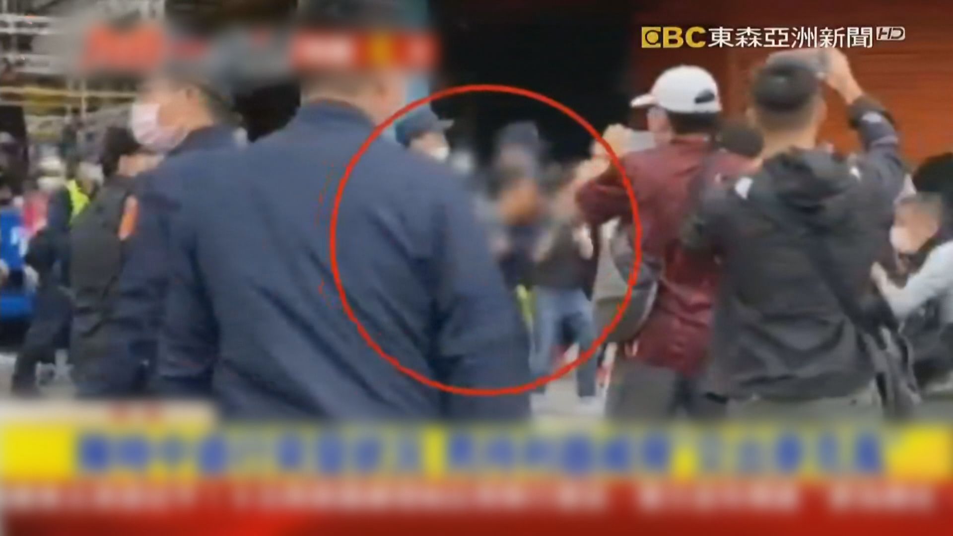 陳時中造勢遊行前　持刀男子衝上宣傳車被警方制服