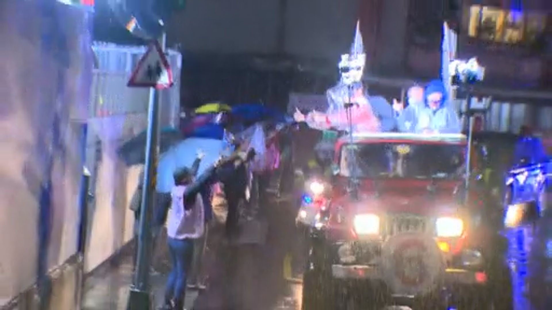 台灣九合一選舉明舉行　台北市長候選人四出拜票