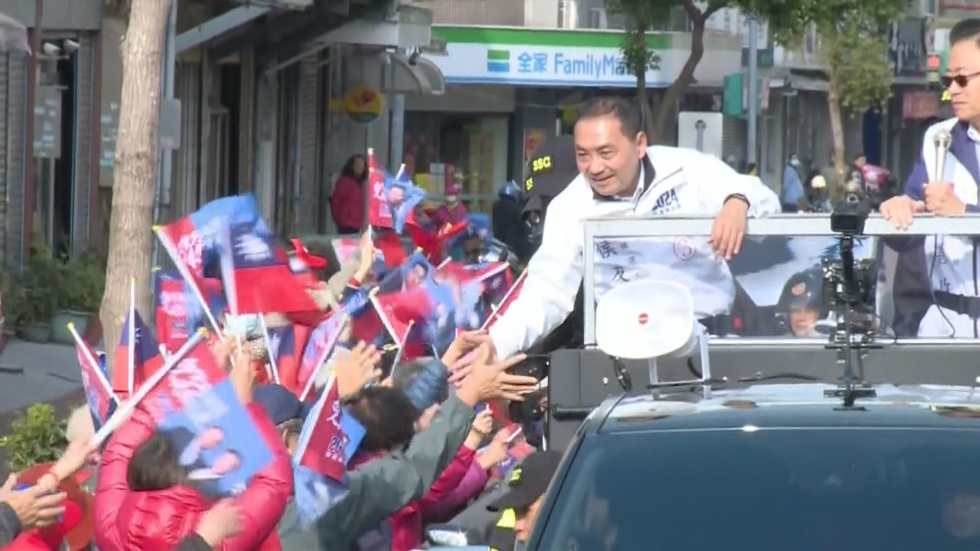 台灣選前黃金周 藍綠白陣營加緊拉票