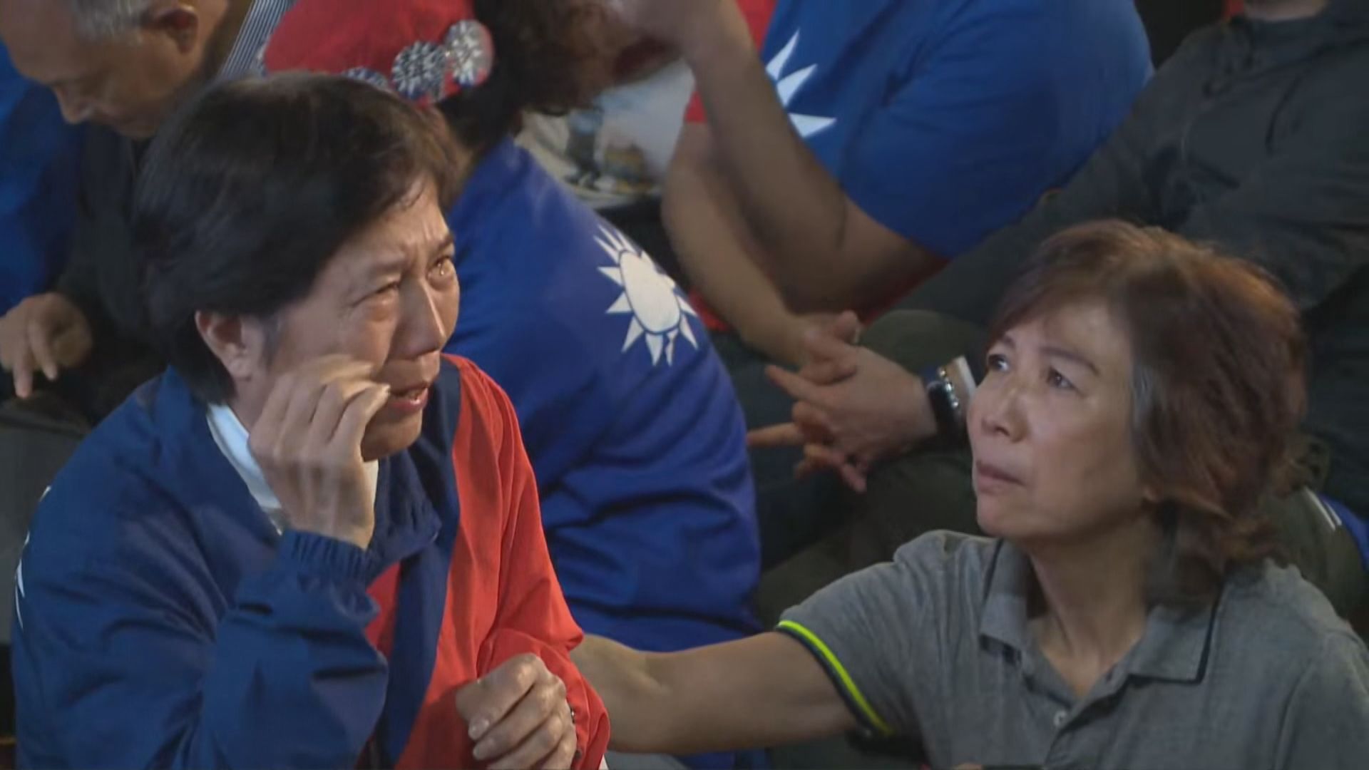 【大局底定】蔡英文及韓國瑜陣營總部外等候開票　氣氛迥異