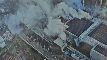 高雄鋰電池工廠大火　消防員等多人受傷