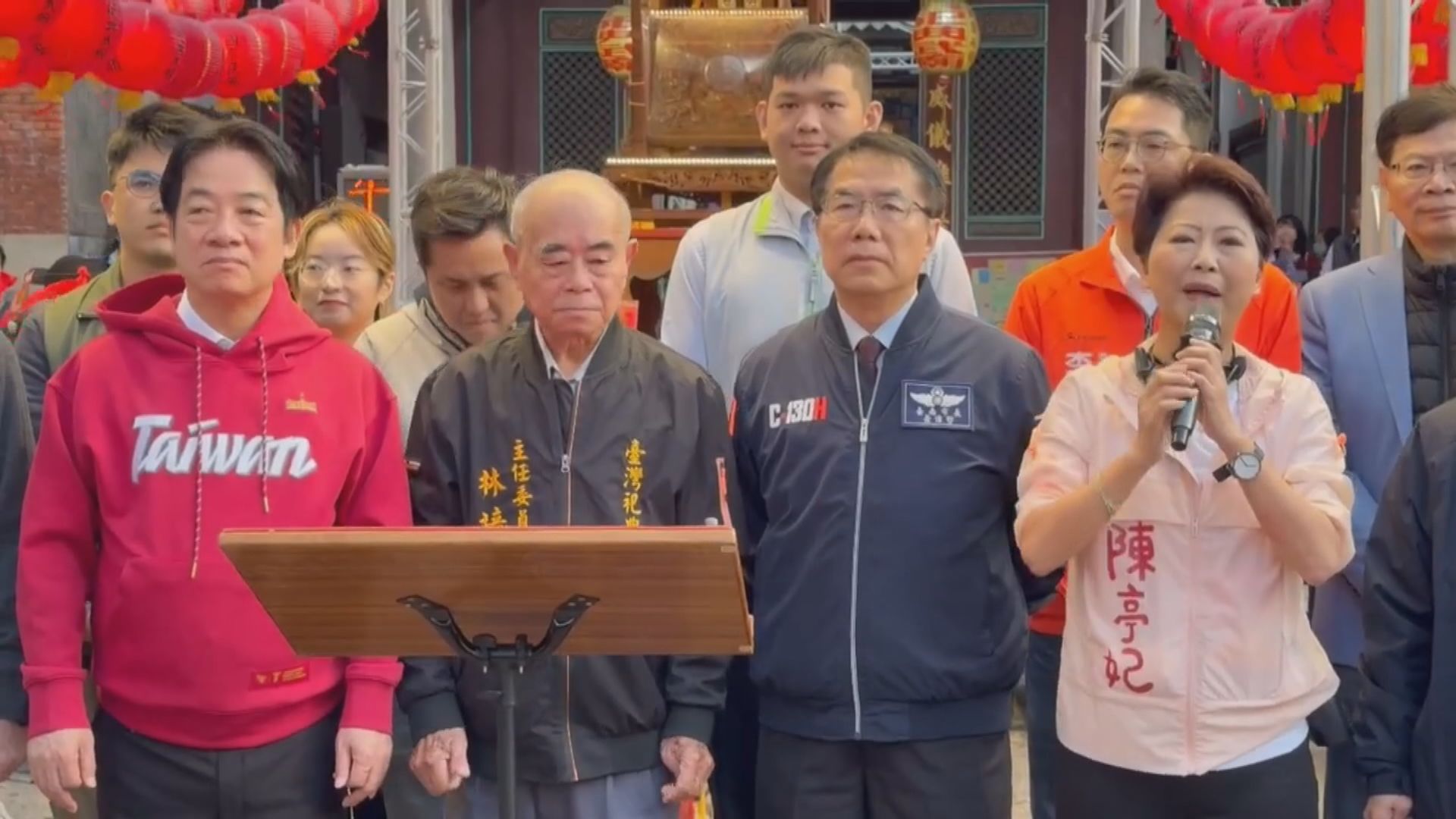 賴清德到台南派福袋　被廟方代表嘔吐噴到