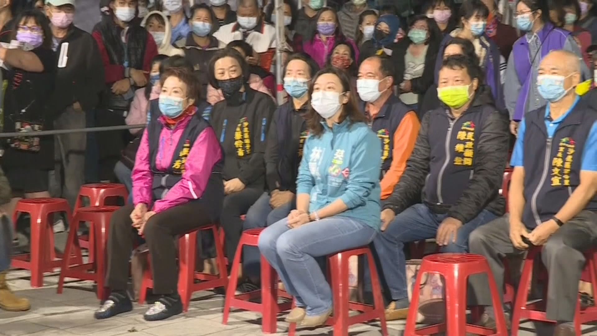 蔡英文授旗台中市立委補選民進黨參選人