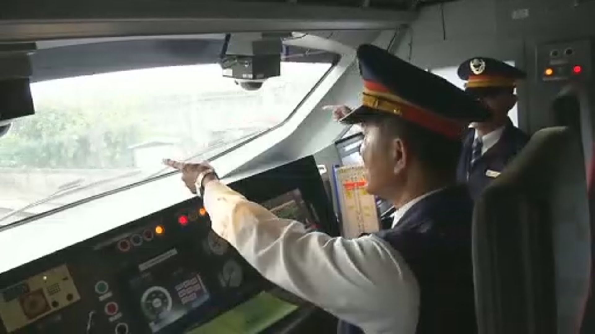 台鐵普悠瑪及太魯閣號實行雙司機制