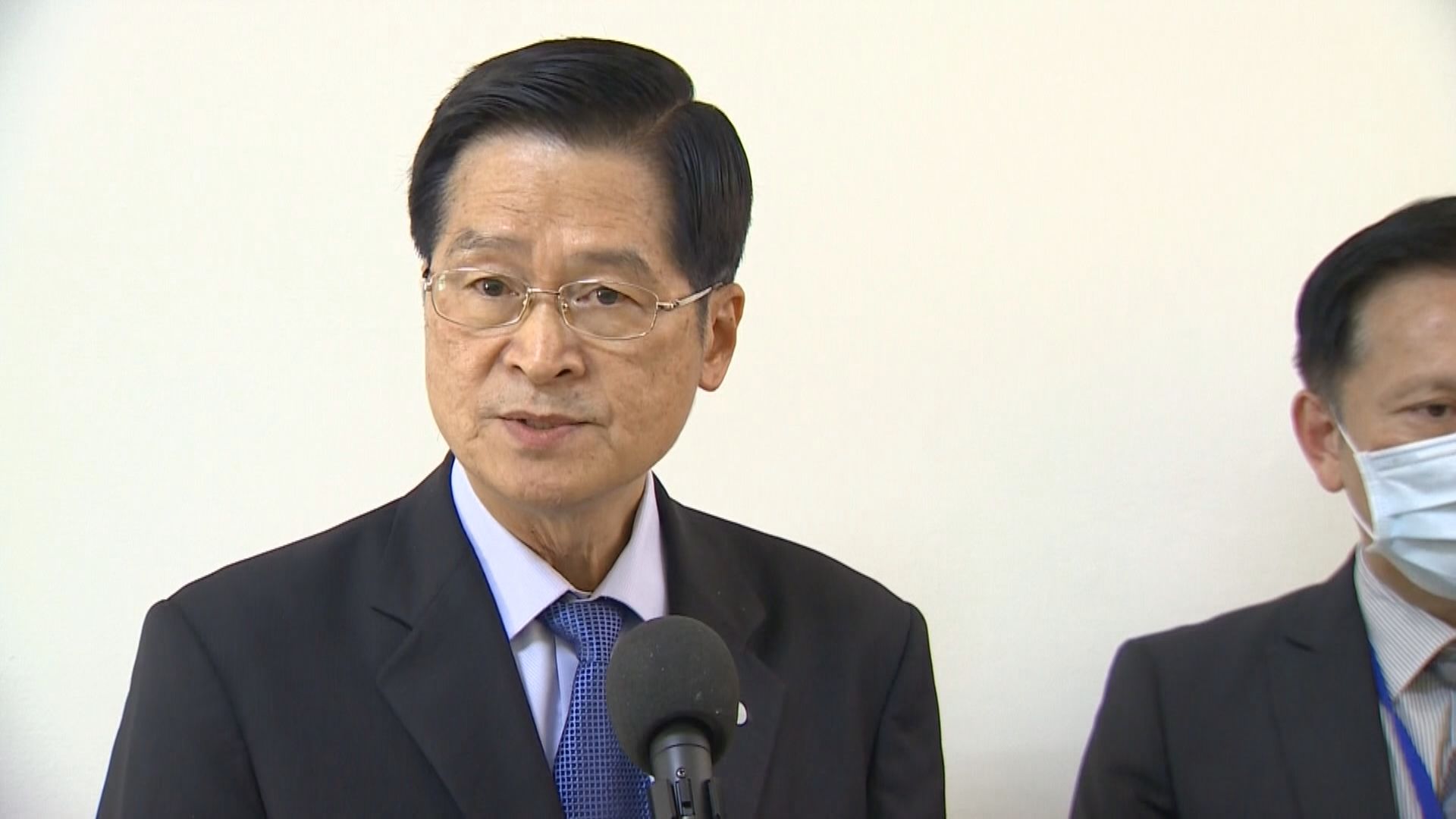 台灣軍方出現人事變動　嚴德發卸任國防部長