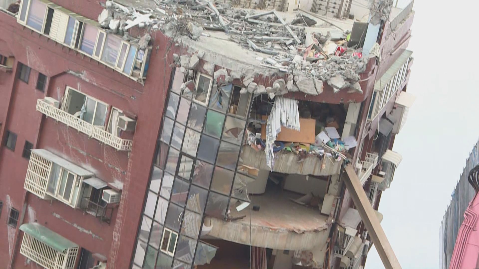 當局憂花蓮天王星大樓倒塌暫停清拆