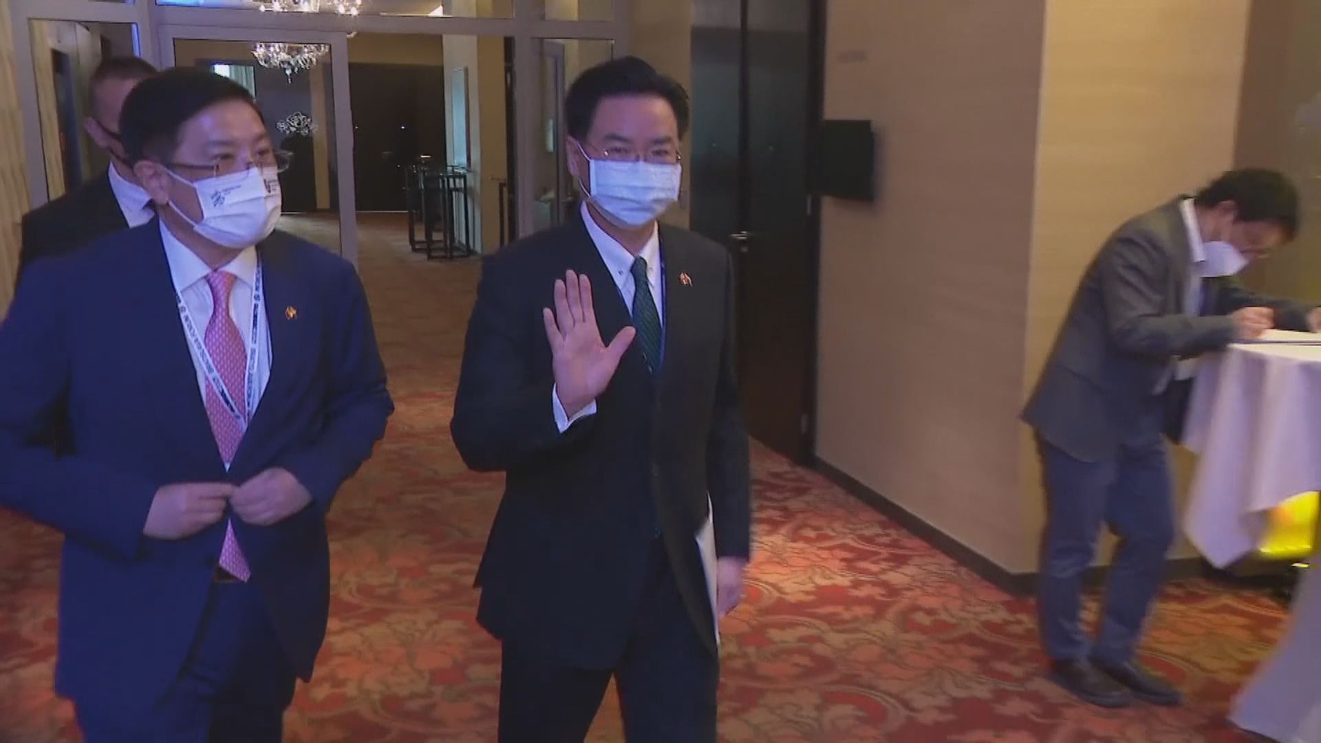 吳釗燮重申台灣有決心捍衛自己