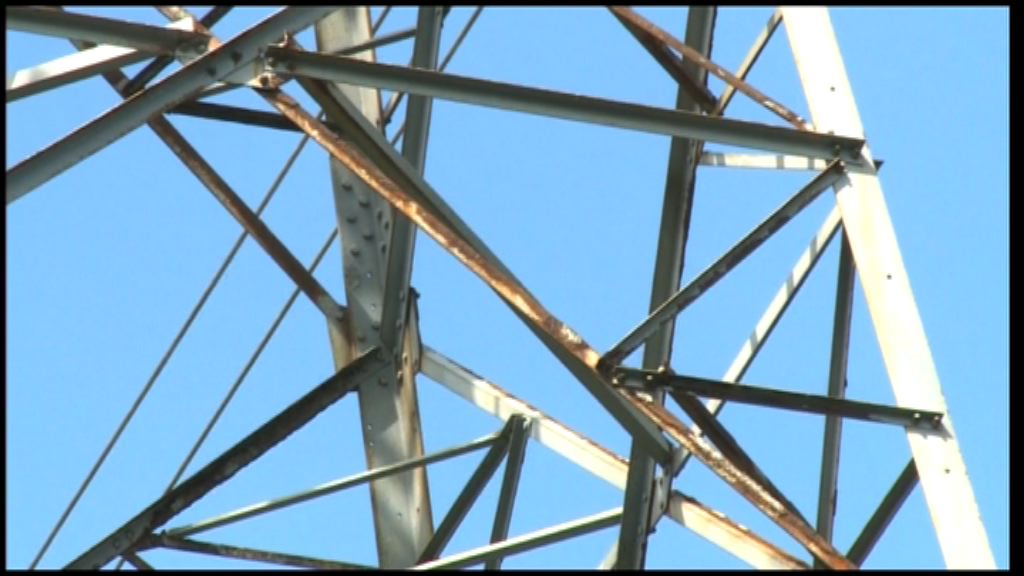 台電多座高壓電塔支架嚴重鏽蝕
