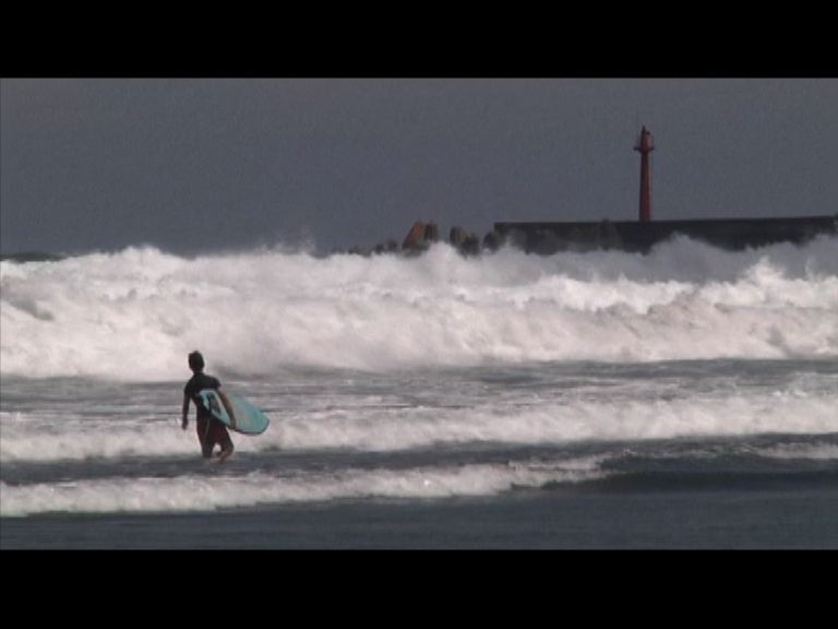 強颱風蘇迪羅逼近台灣　料晚上發陸上警報