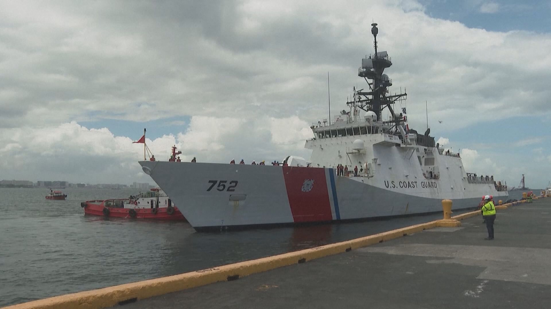 美大型巡邏船周二通過台灣海峽