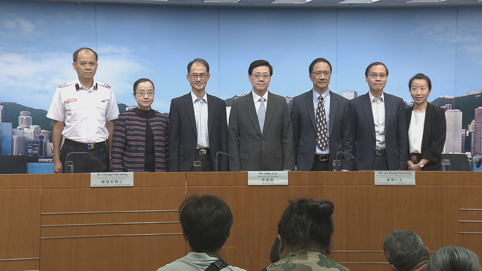 天文台料周日相當高機會發8號烈風信號