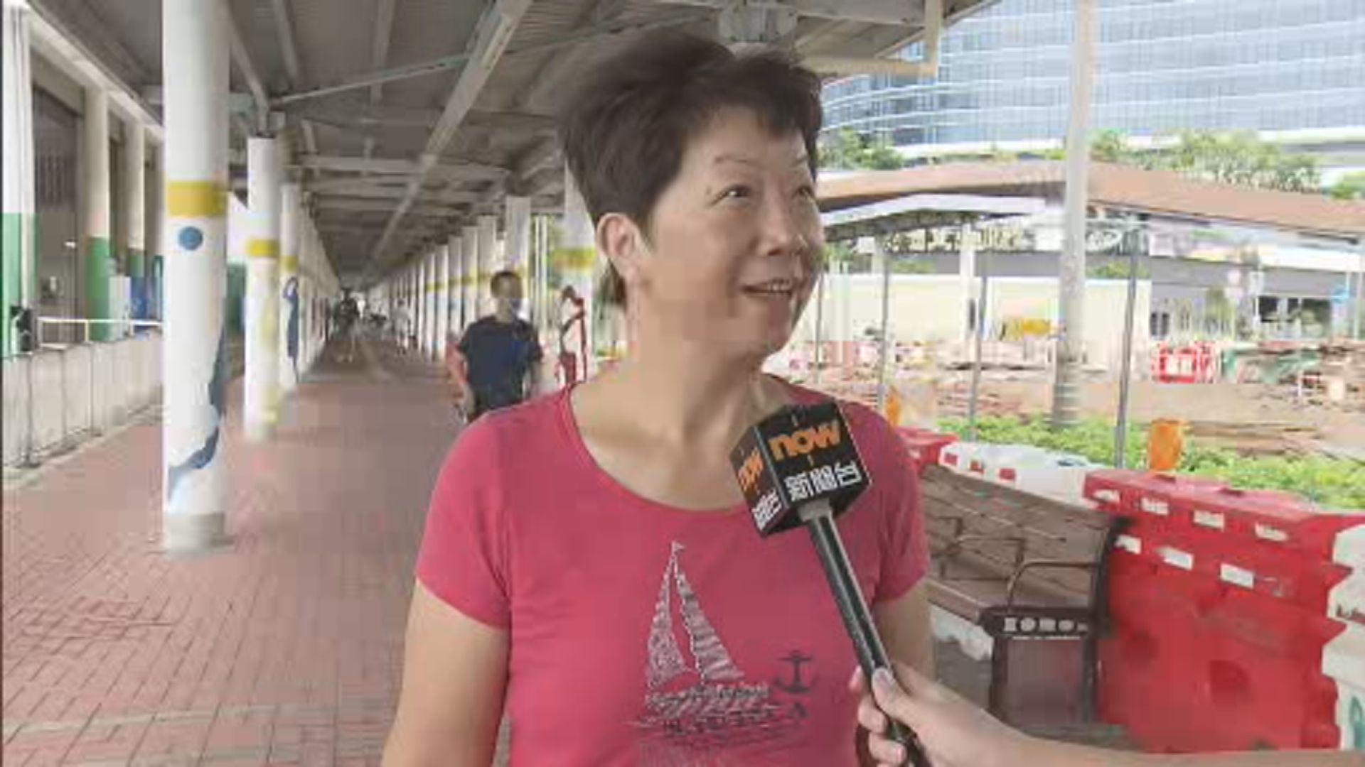 市民外出感受小犬威力 遊客指行程被打亂