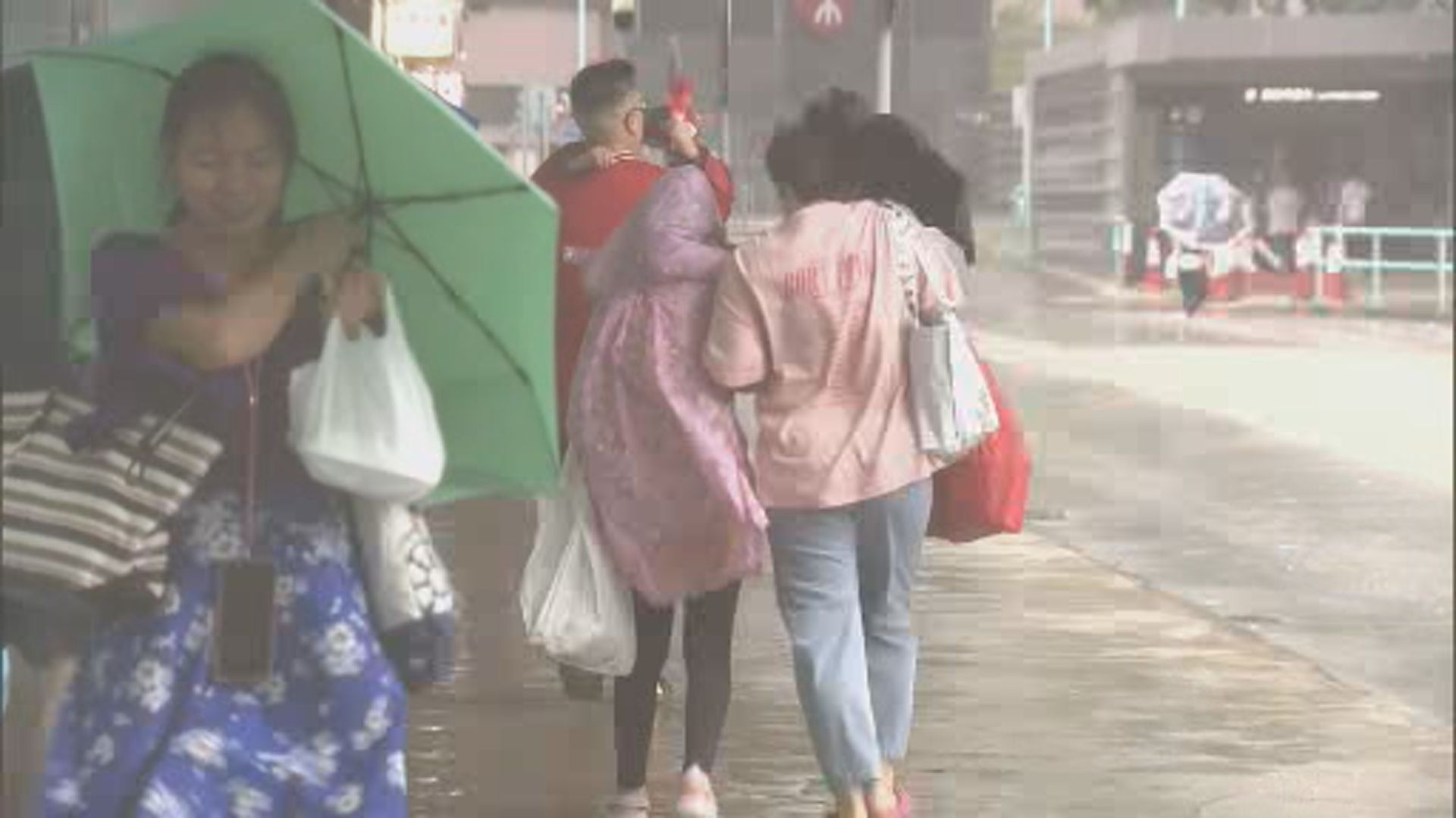 小犬襲港下午風力增強 港島南區等地較當風