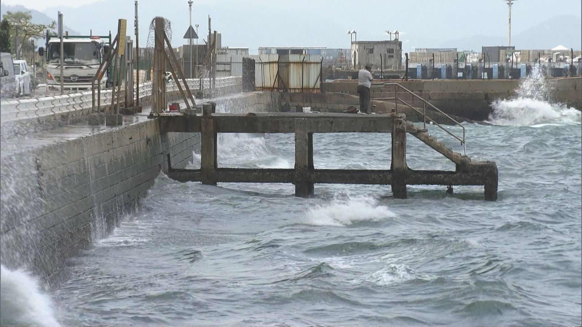 天文台下午4時至5時改發三號強風信號
