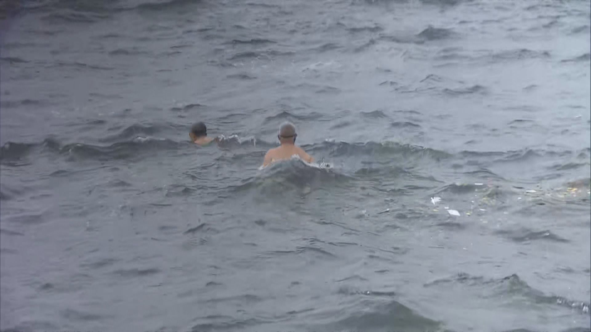 天文台：三號信號至少維持至中午　料改發較高信號機會不大