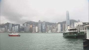 打風｜「蝴蝶」續減弱惟本港多處仍吹強風　天文台：三號強風信號今日下午初時維持