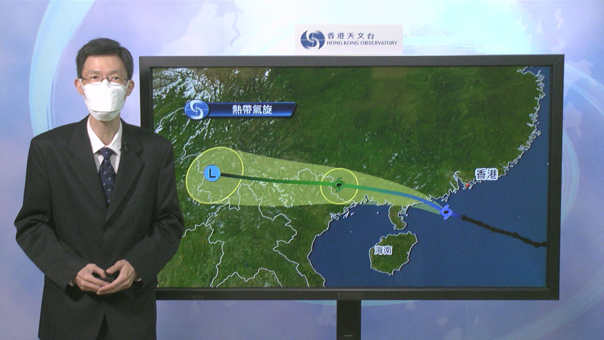 天文台考慮在上午9至11時改發三號強風信號