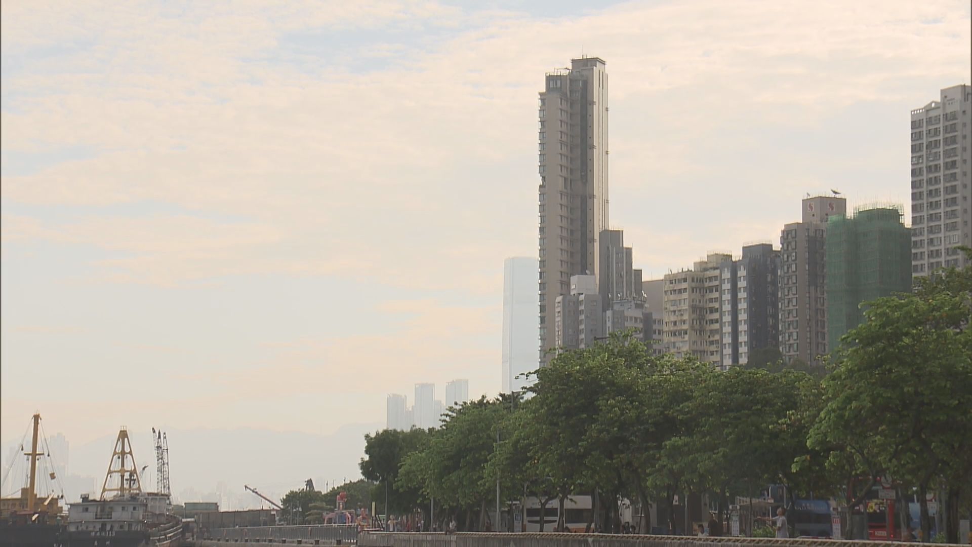 天文台會在黃昏發出一號戒備信號