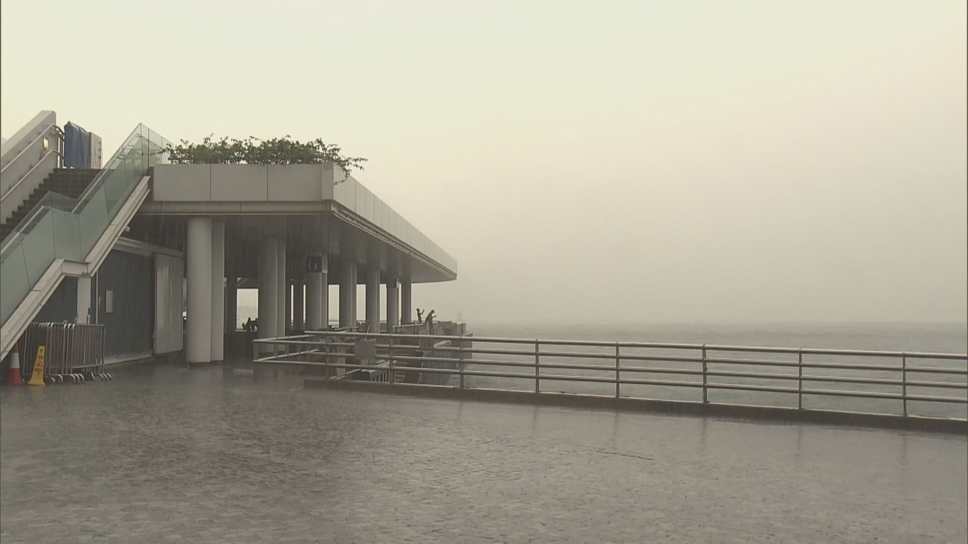 天文台今晚考慮發出三號強風信號