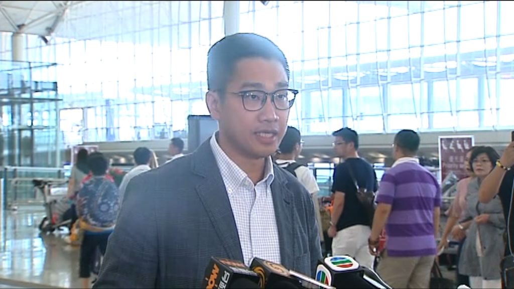 航班傍晚恢復升降　機場通宵運作