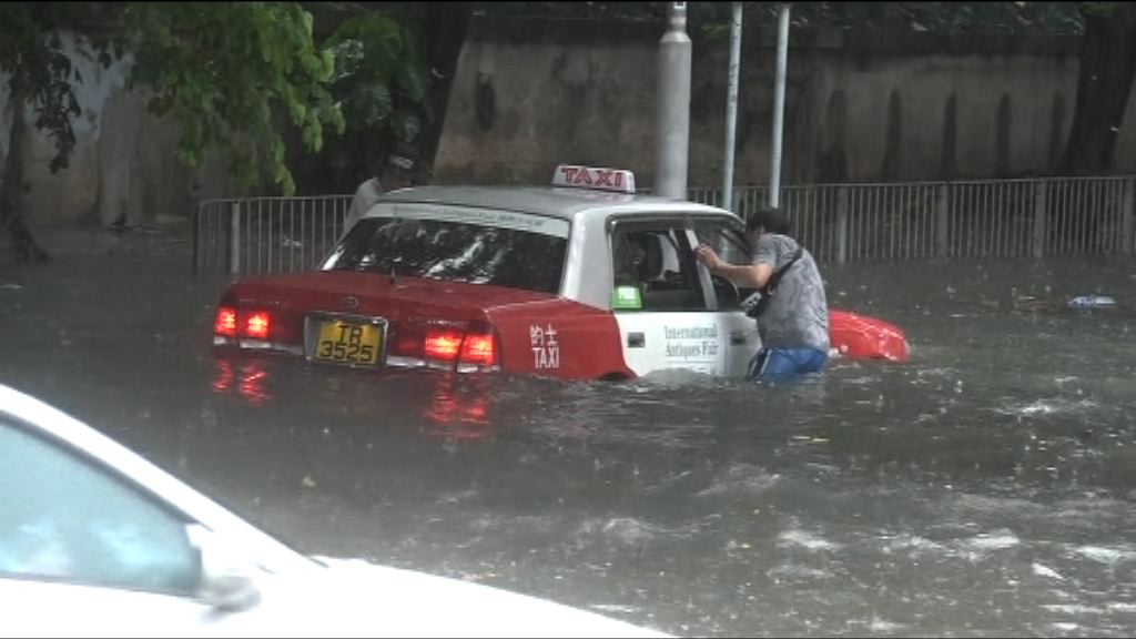 本港各區錄逾百毫米雨量　大潭山泥傾瀉
