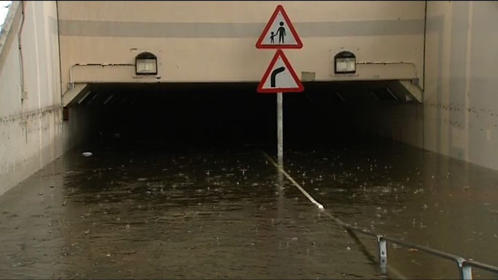 城門河水位上漲隧道被浸