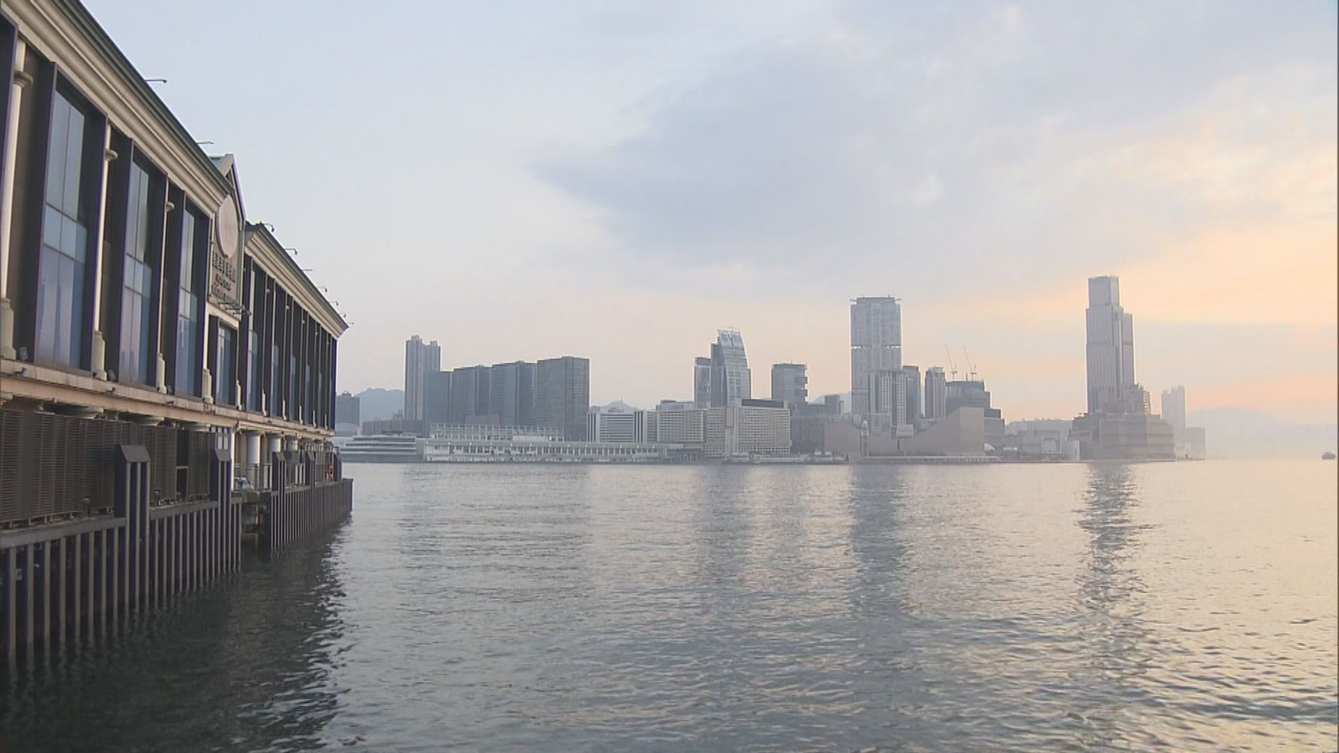 天文台：今日中午12時至下午2時之間改發三號強風信號