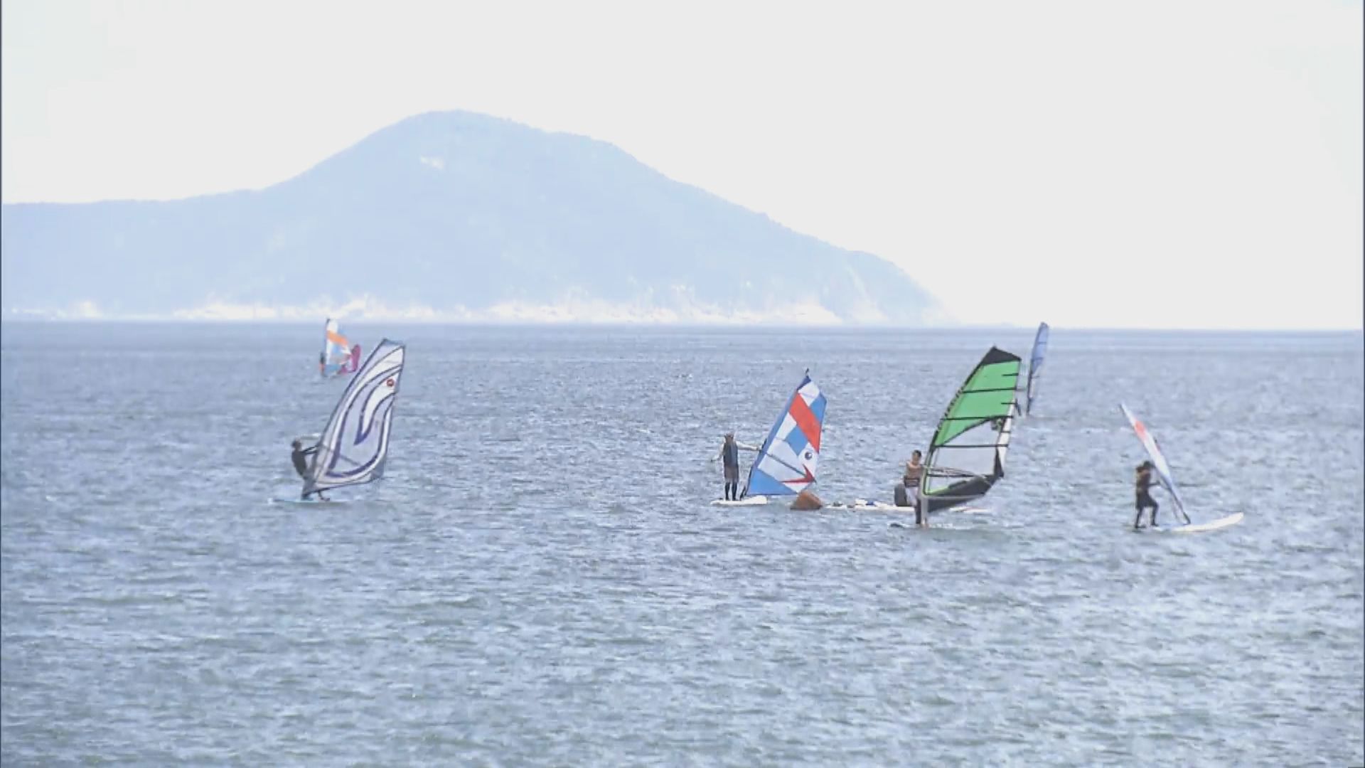 天文台已改發三號強風信號　考慮晚上六至九時改發八號信號