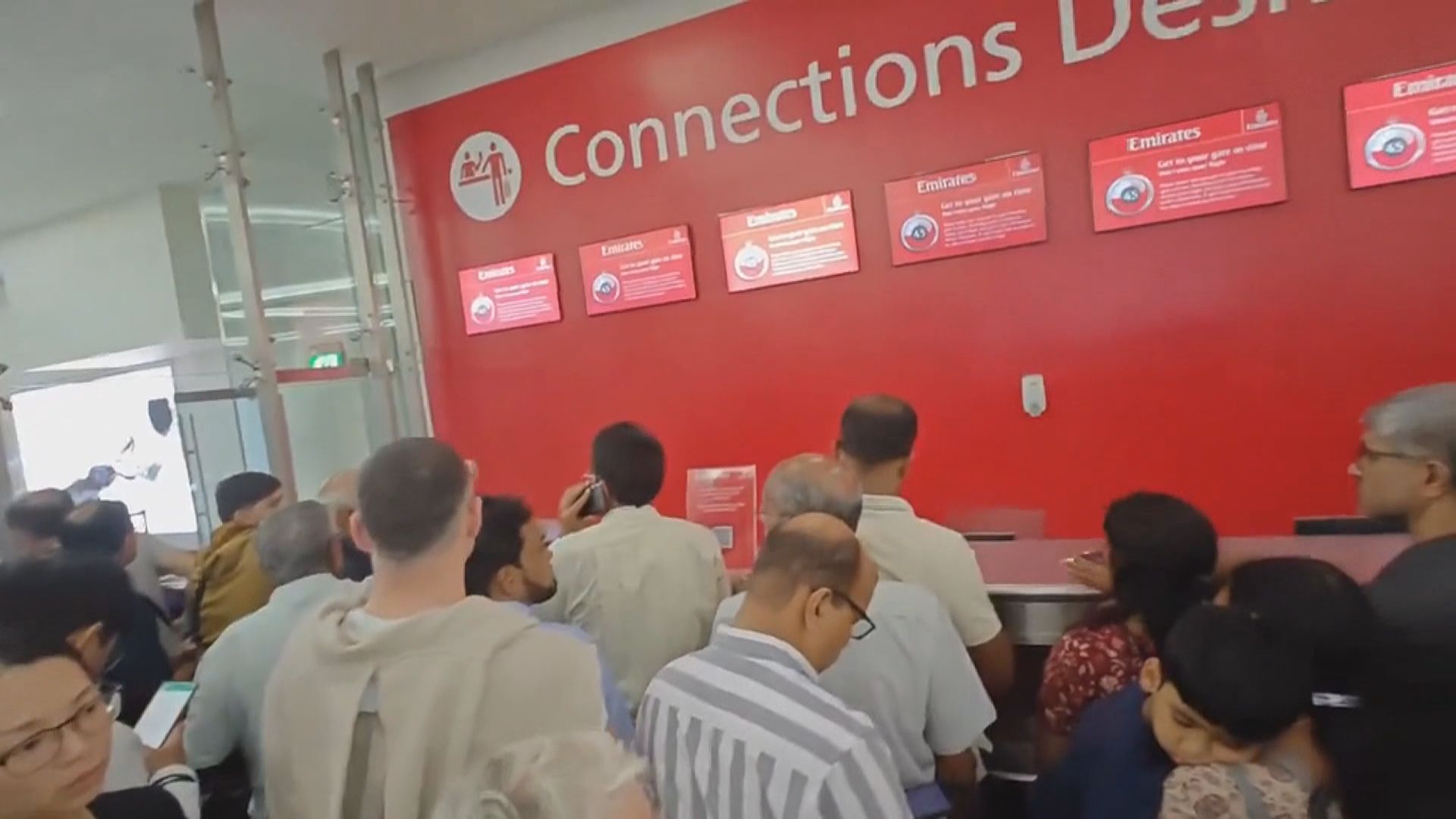 阿聯酋航空續暫停辦理離境客登機手續