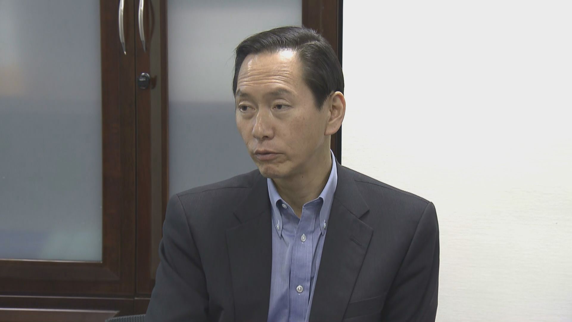 陳智思：律政司無將UGL案外判屬專業決定