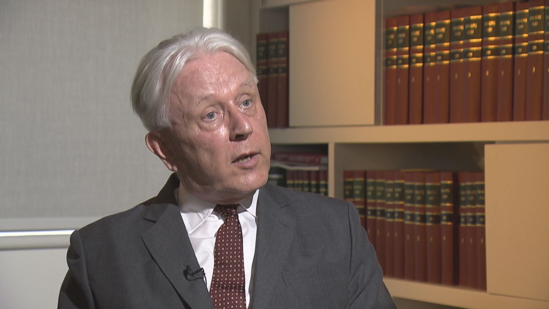 江樂士：律政司應向外尋求獨立法律意見