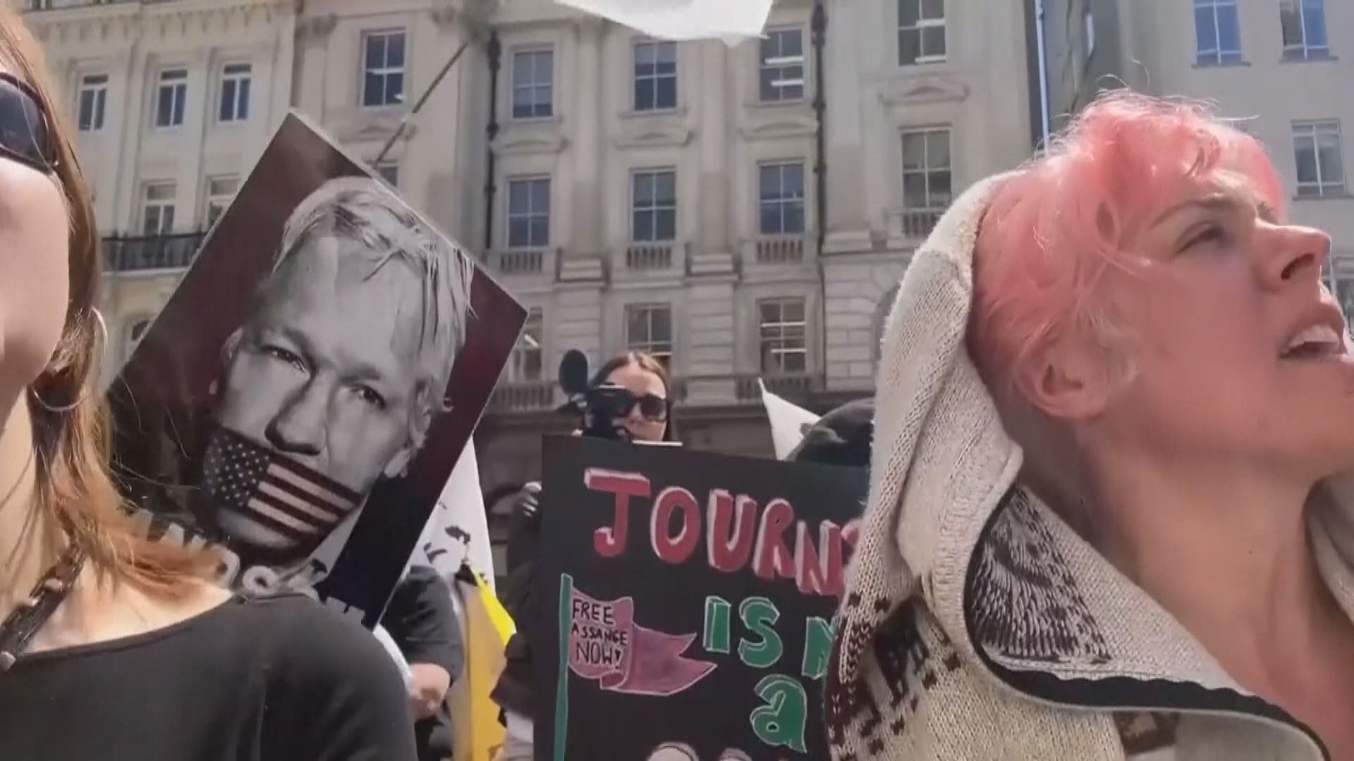 英國高等法院批准阿桑奇續就引渡案提出上訴