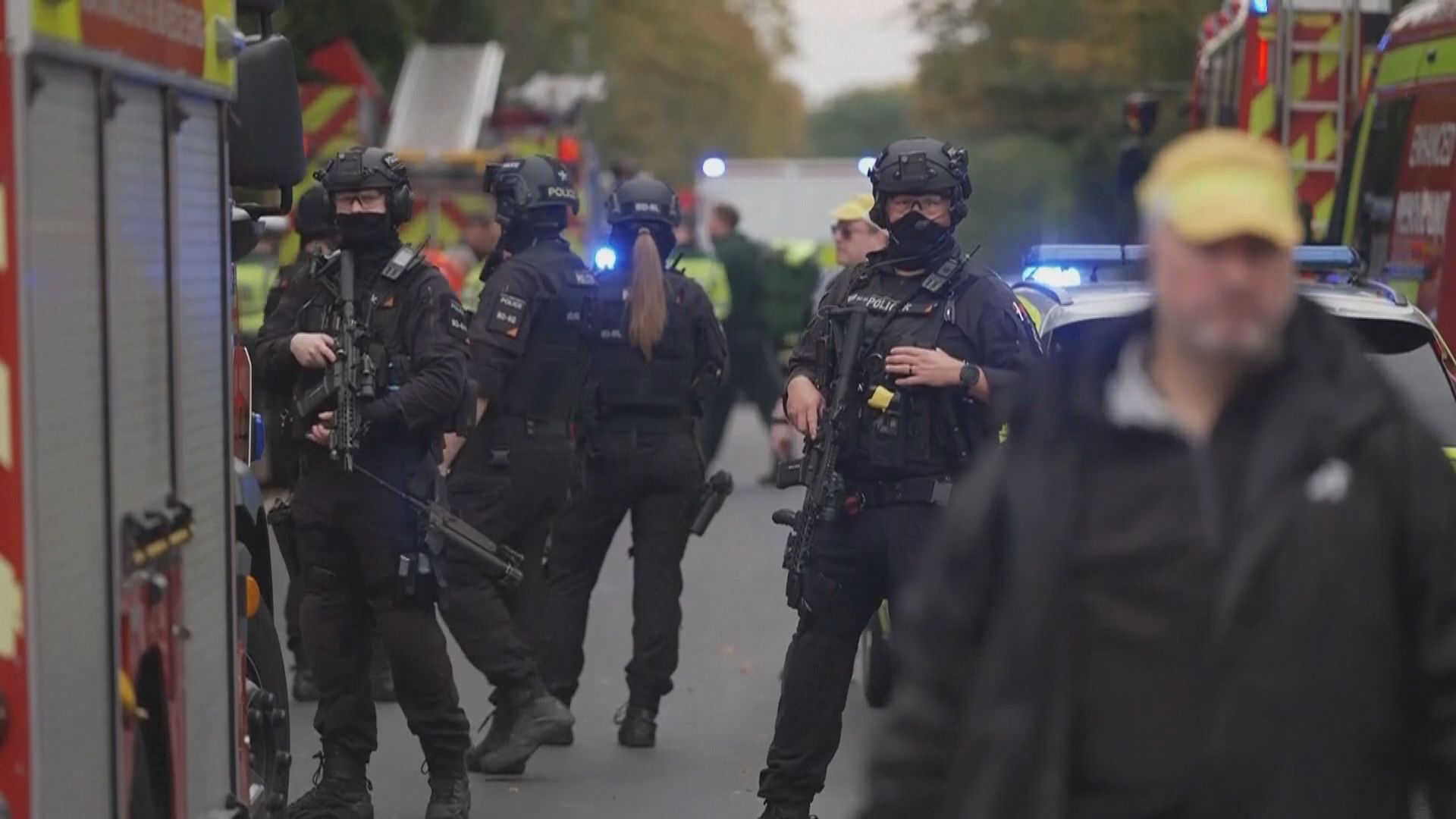 英國曼徹斯特有人開車衝向猶太教堂後持刀傷人　造成四傷　疑兇遭擊斃