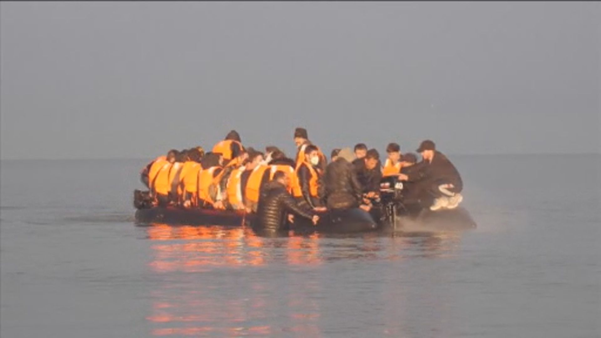 預料英國快將推新法禁止偷渡人士申請庇護