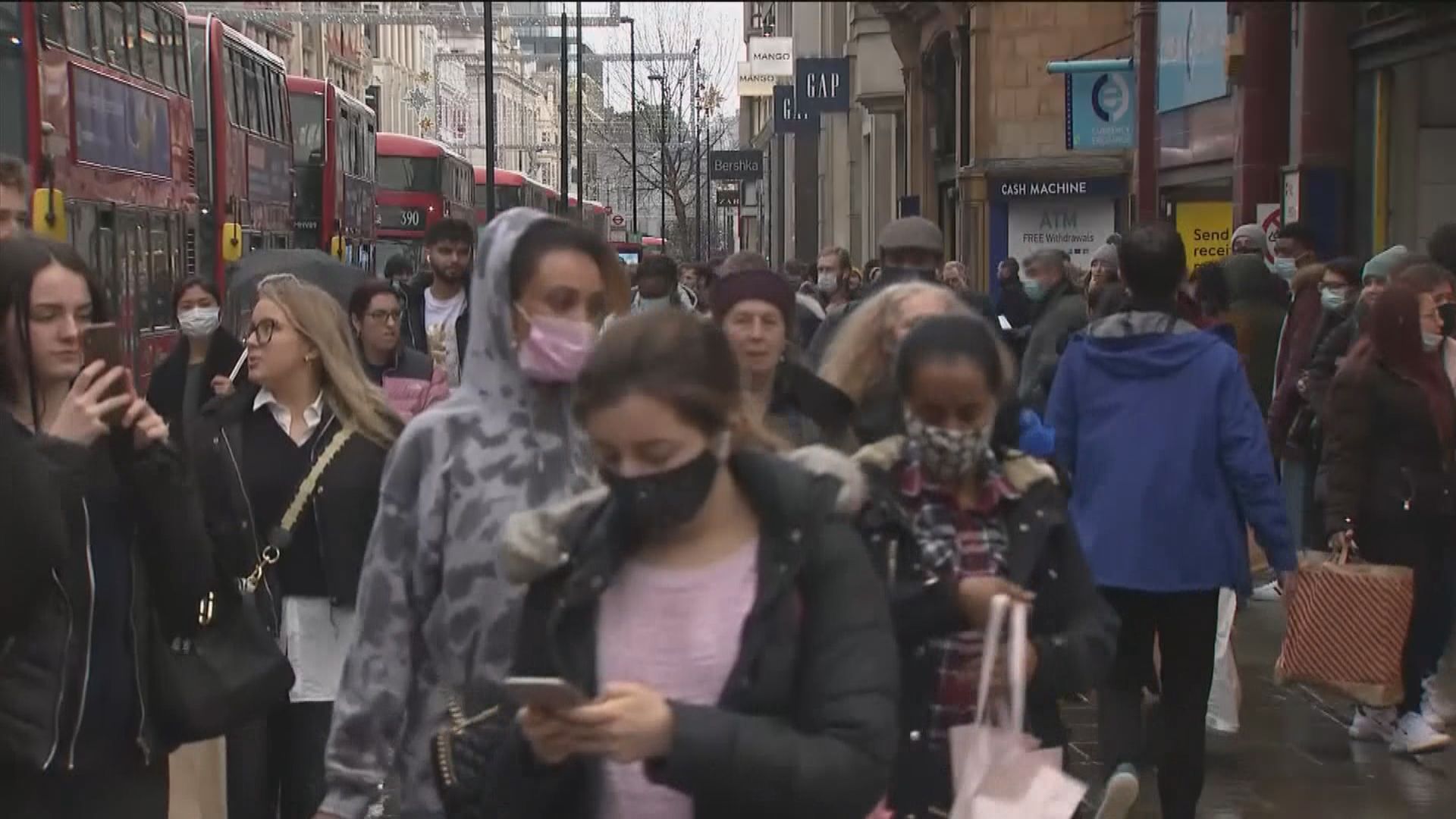 具BNO身份港人可申簽證赴英居留　五年後可申居留權