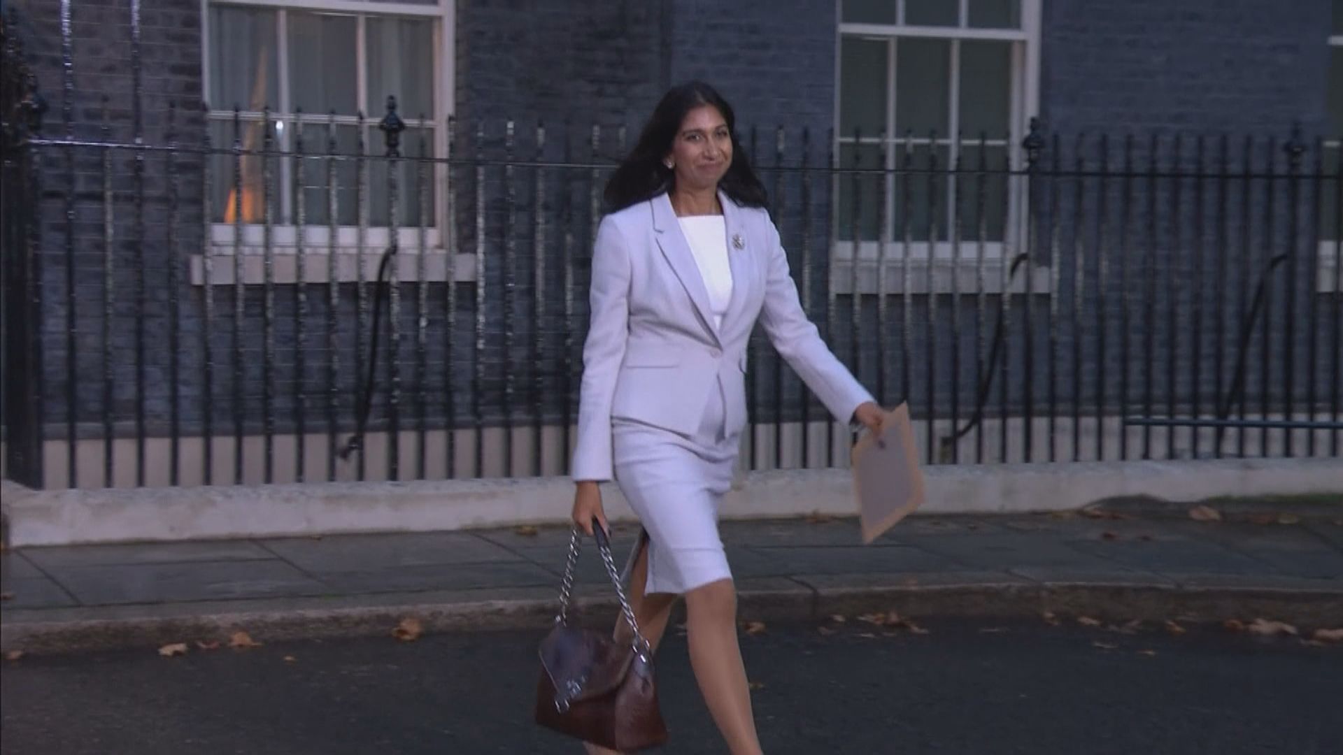 柏斐文宣布辭任英國內政大臣