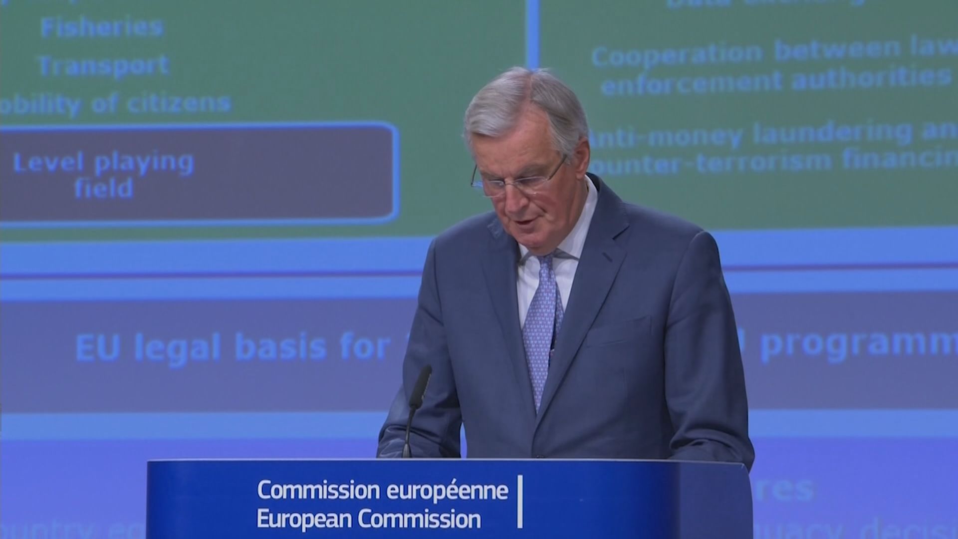 英國與歐盟就貿易協議談判互相批評