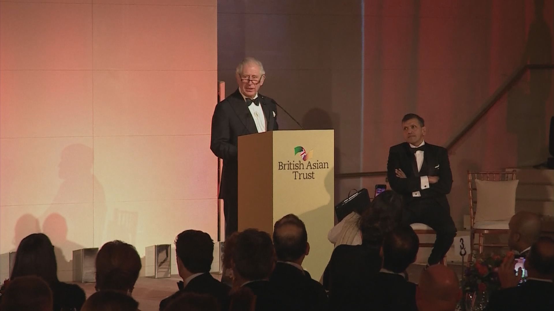 英國王儲查理斯再染新冠　近日曾見英女王