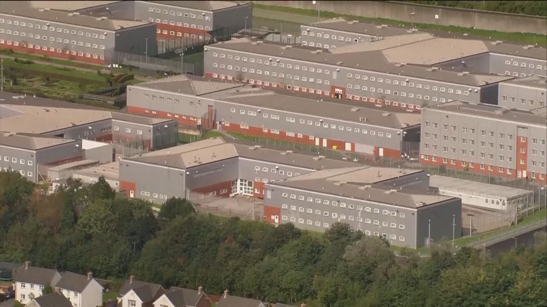 英國監獄「逼爆」　將以社區刑罰代替短期監禁　限制囚犯進入酒吧及球場等設施